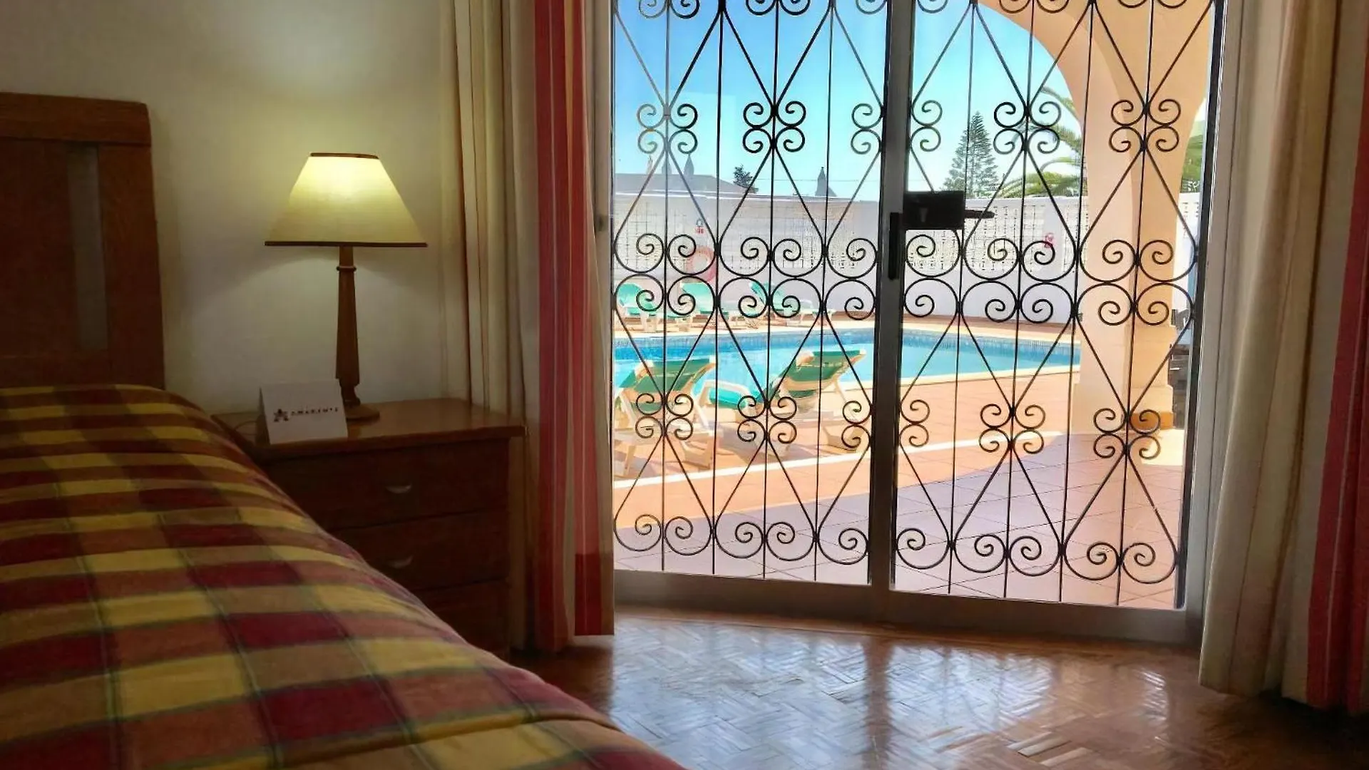 Luxury Algarve Villa 4 Bedrooms Casa Do Luar Magico Sea Views Perfect For Families Carvoeiro  Carvoeiro (Lagoa)